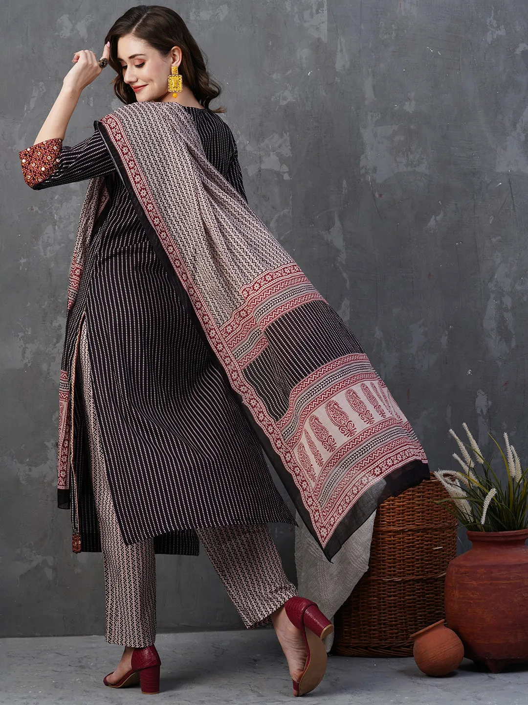 Abstract-Stripes Printed Mirror & Resham Embroidered Kurta with Pants & dupatta - Black