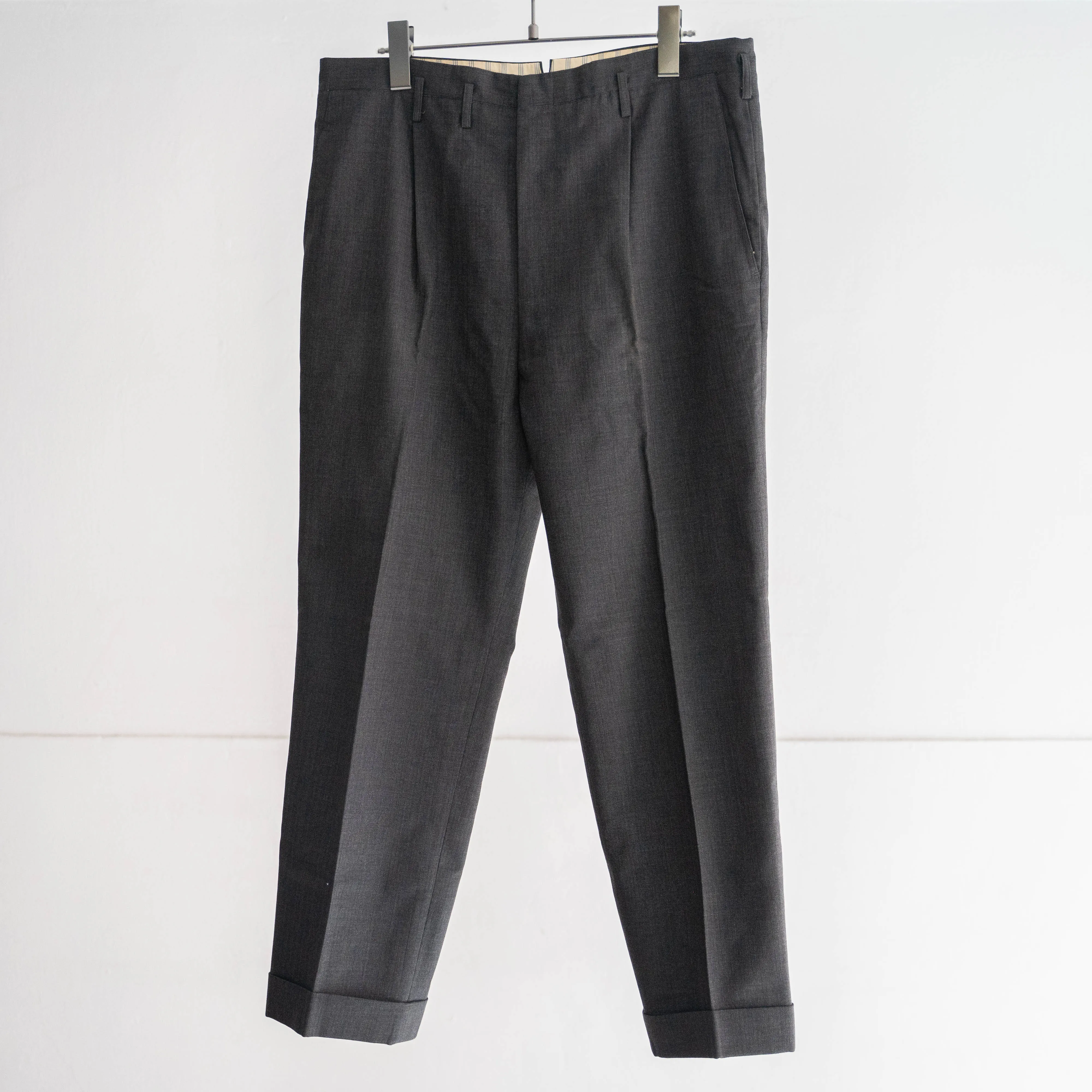 around 1970s England made black color all wool slacks ’double’