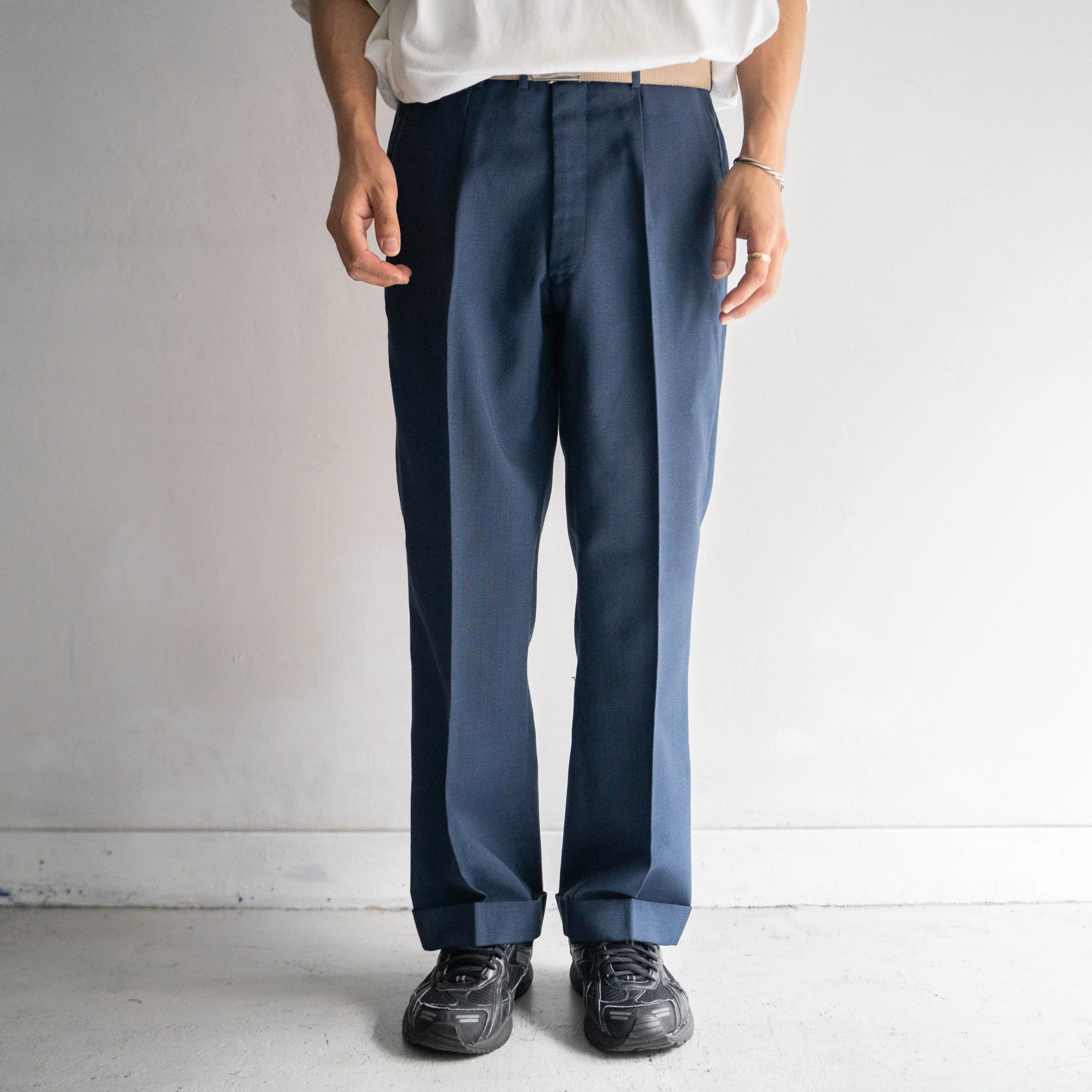 around 1980s japan vintage dark navy slacks -middle weight-