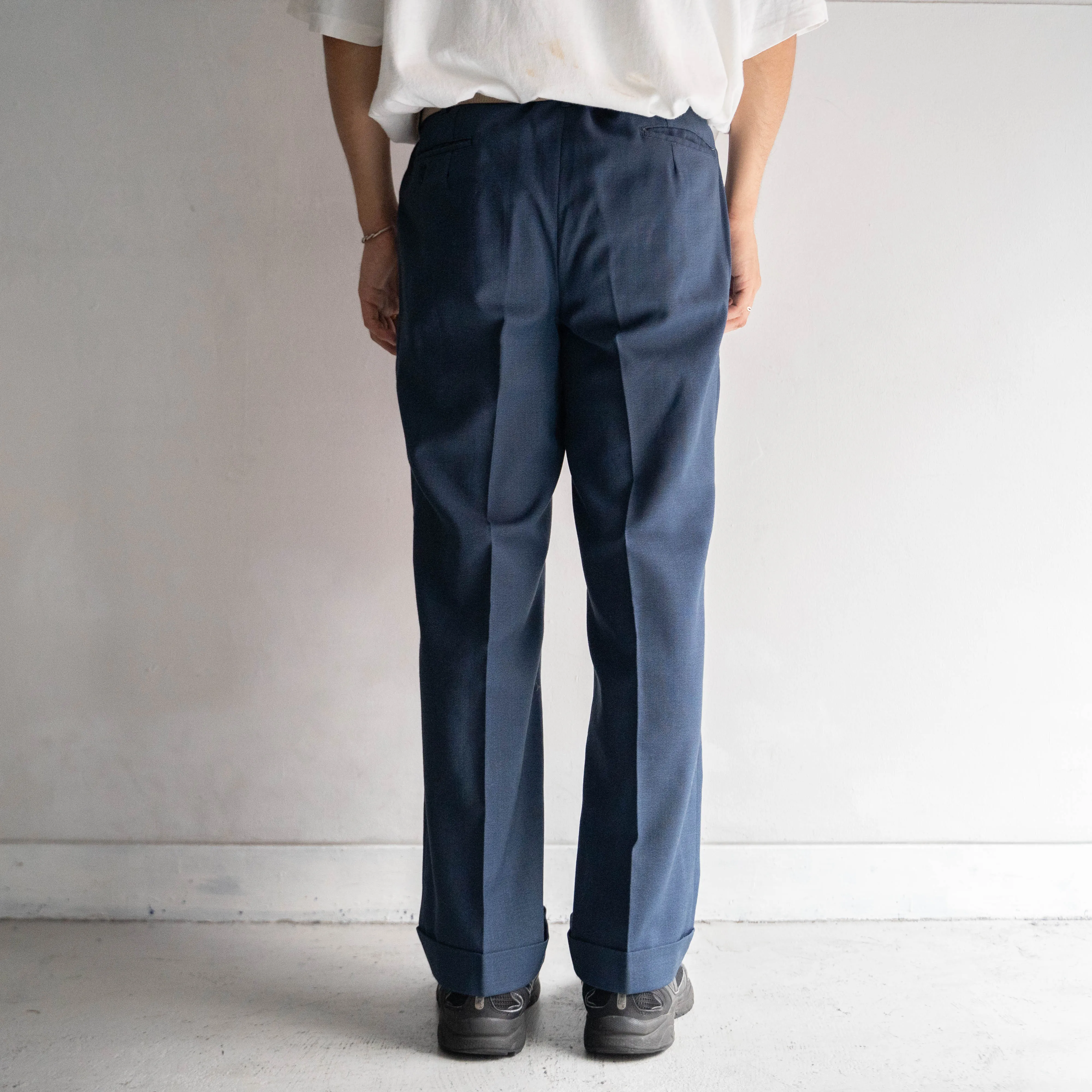 around 1980s japan vintage dark navy slacks -middle weight-