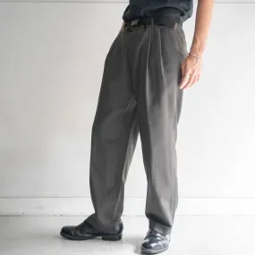 around 1990s Europe dark gray color two tuck summer wool slacks