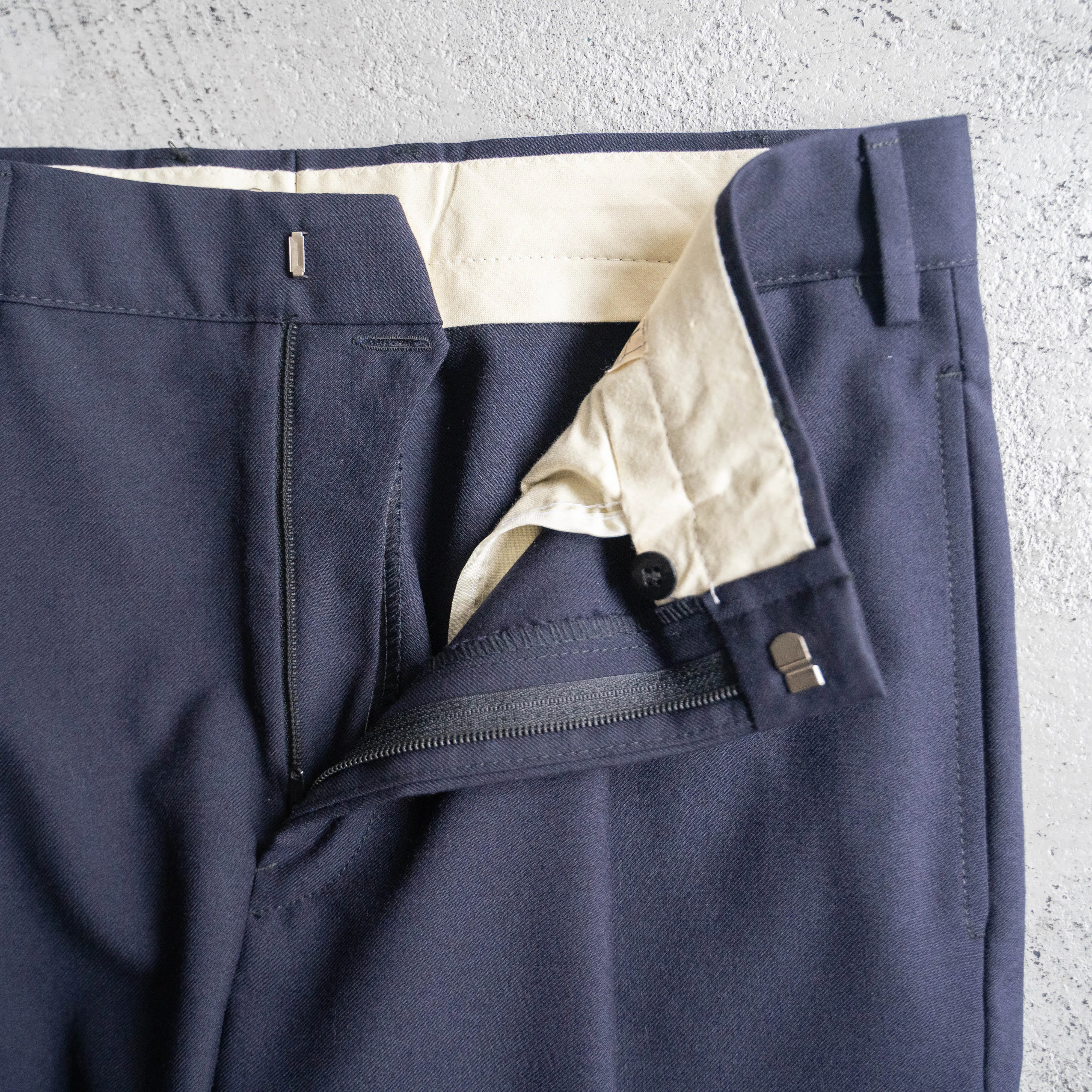 around 1990s Italian military? navy one tuck wool slacks -light weight- 'dead stock'