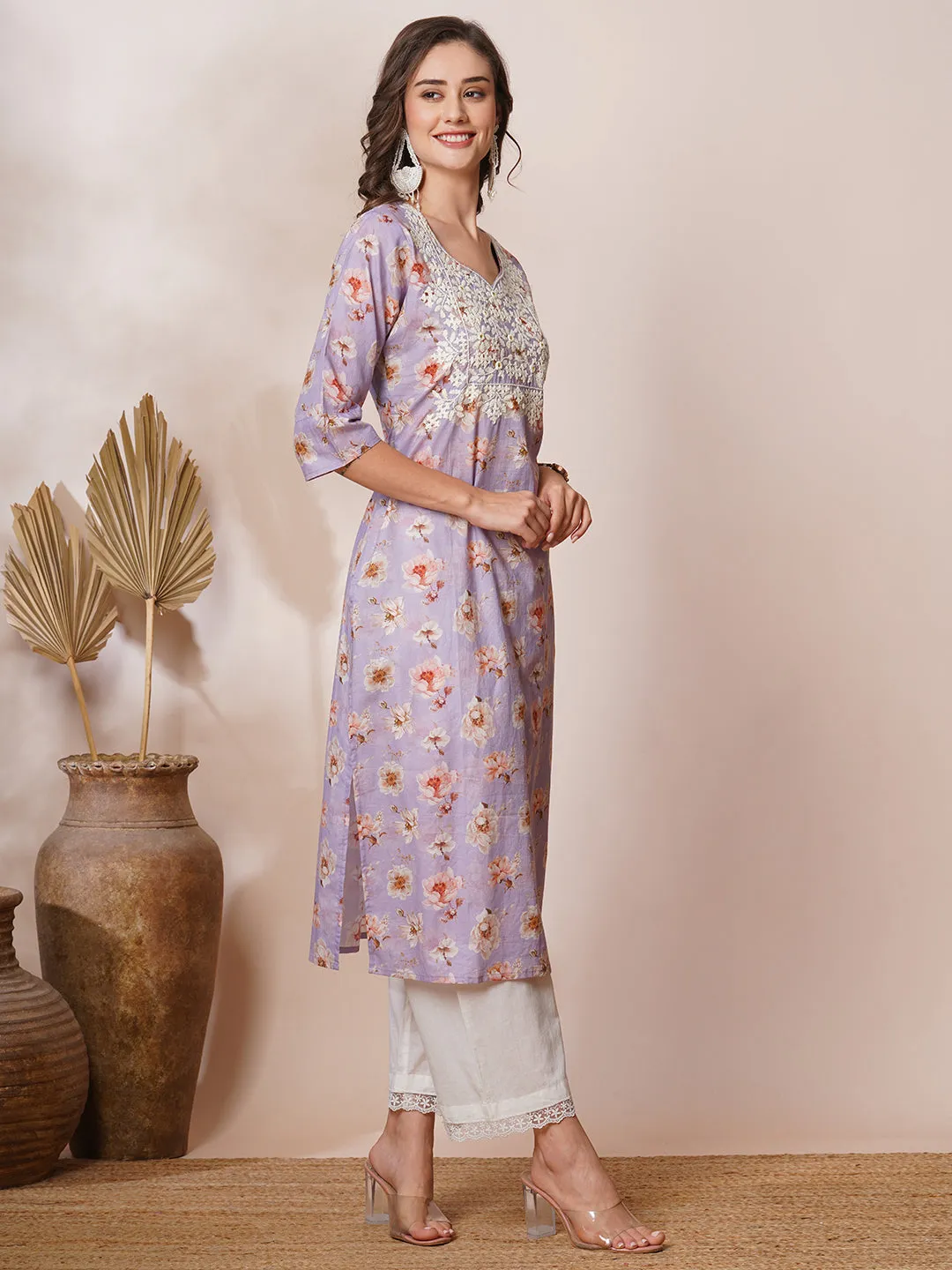 Chikankari Embroidered & English Floral Printed Straight Fit Kurta - Lavender