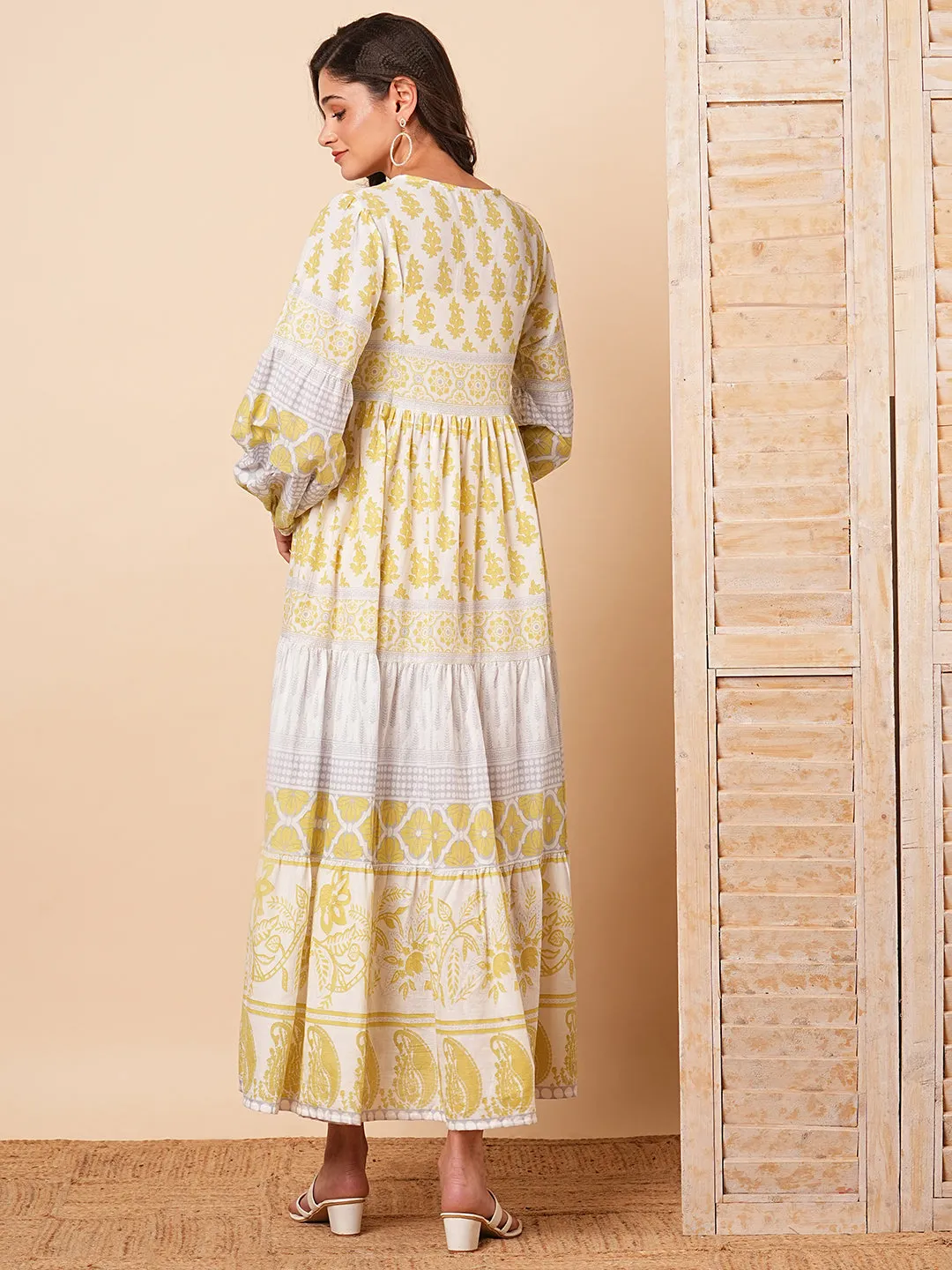 Ethnic Floral Printed A-Line Tiered Maxi Dress - Light Green