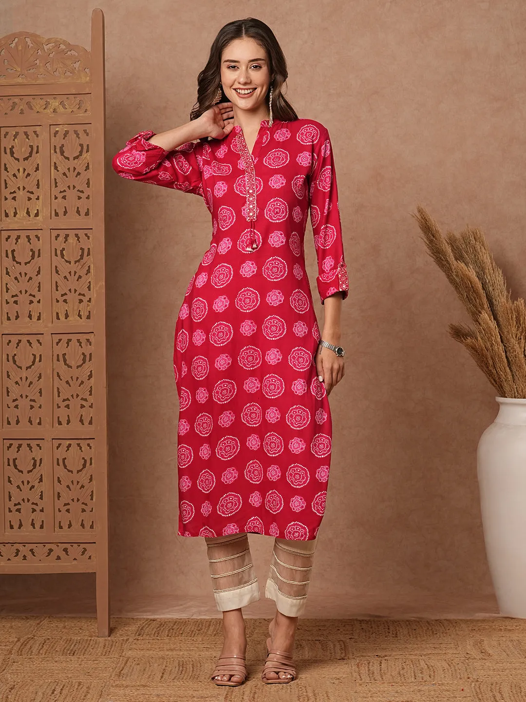 Ethnic Floral Printed & Zari Embroidered Straight Fit Kurta - Magenta