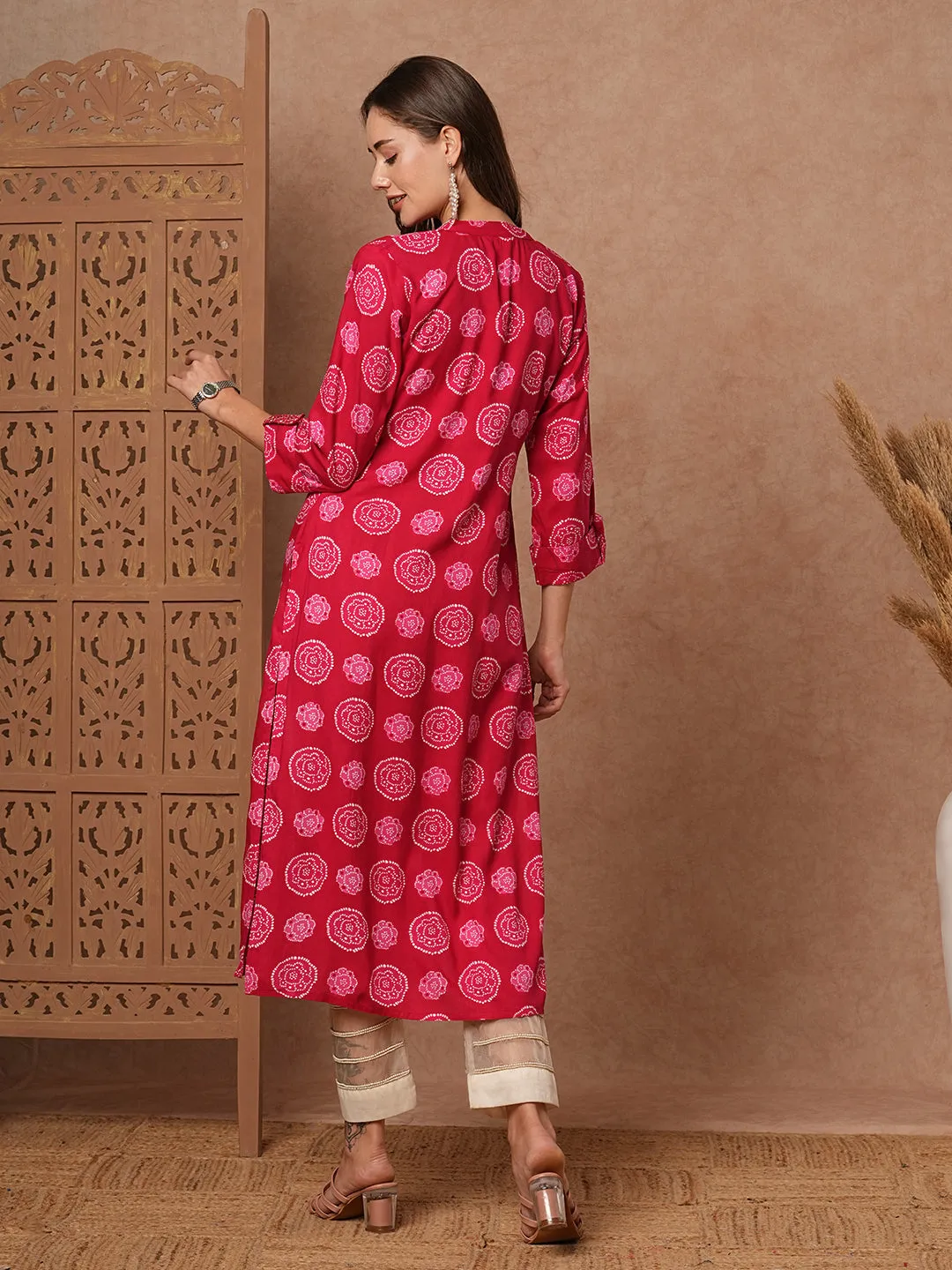 Ethnic Floral Printed & Zari Embroidered Straight Fit Kurta - Magenta