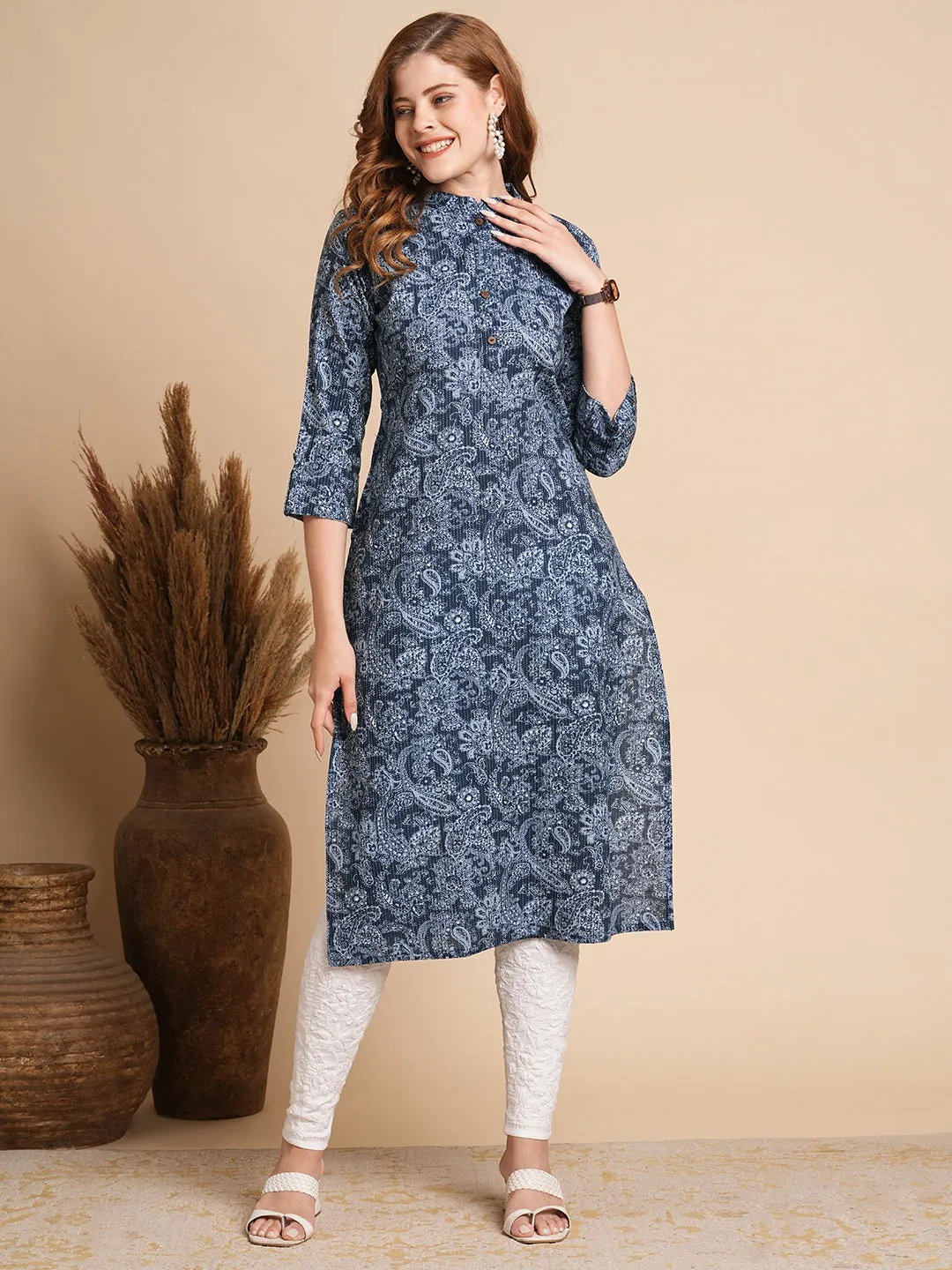 Ethnic Floral Printed Straight Fit Kurta - Blue