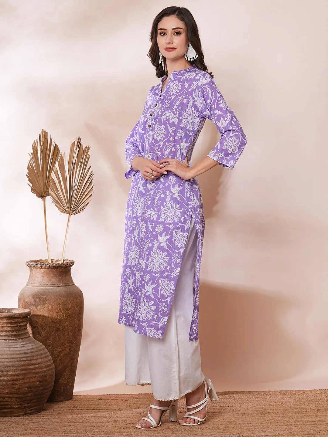 Ethnic Floral Printed Straight Fit Kurta - Purple