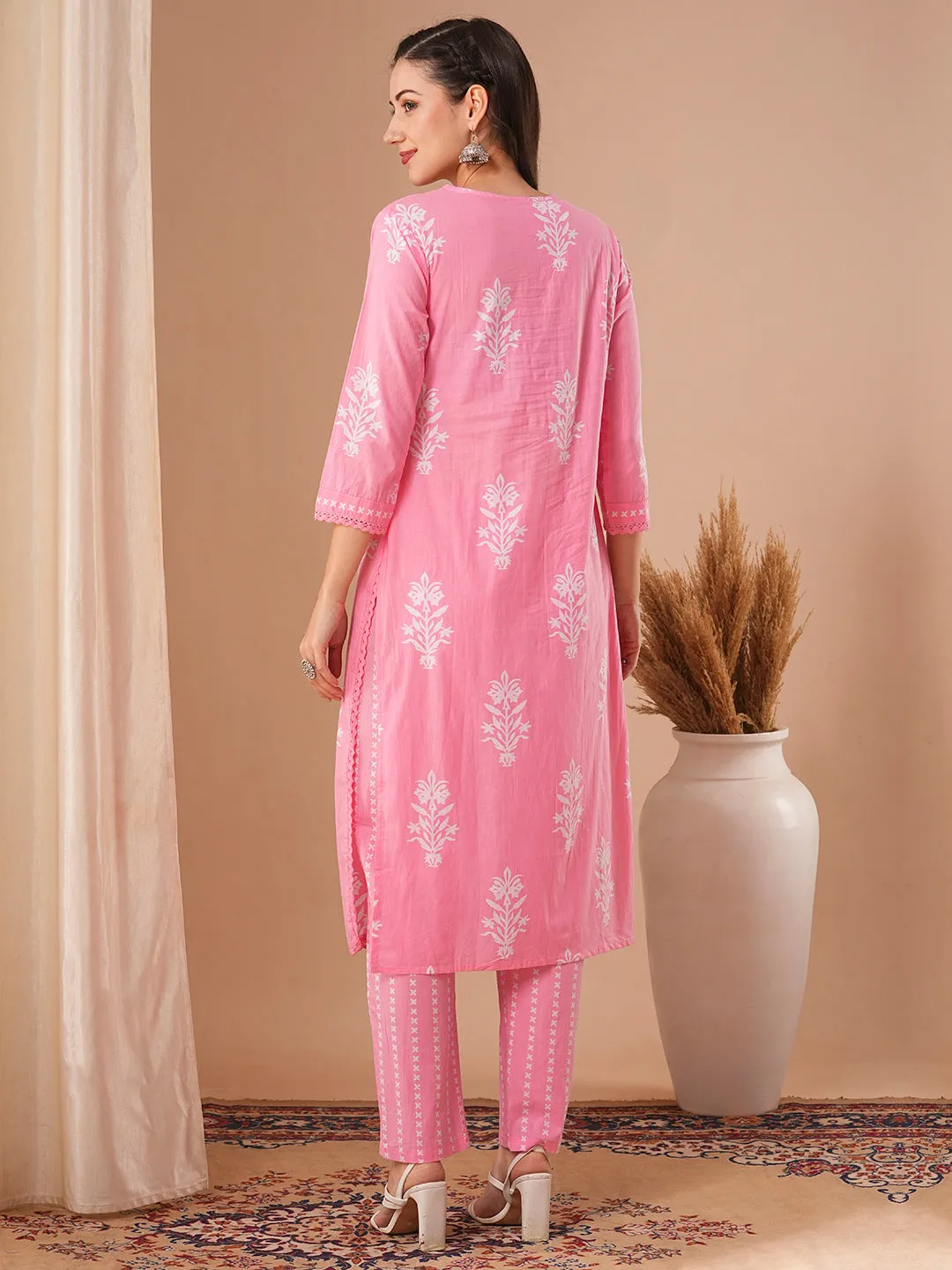 Ethnic Floral Printed Straight Fit Kurta with Pant - Pink