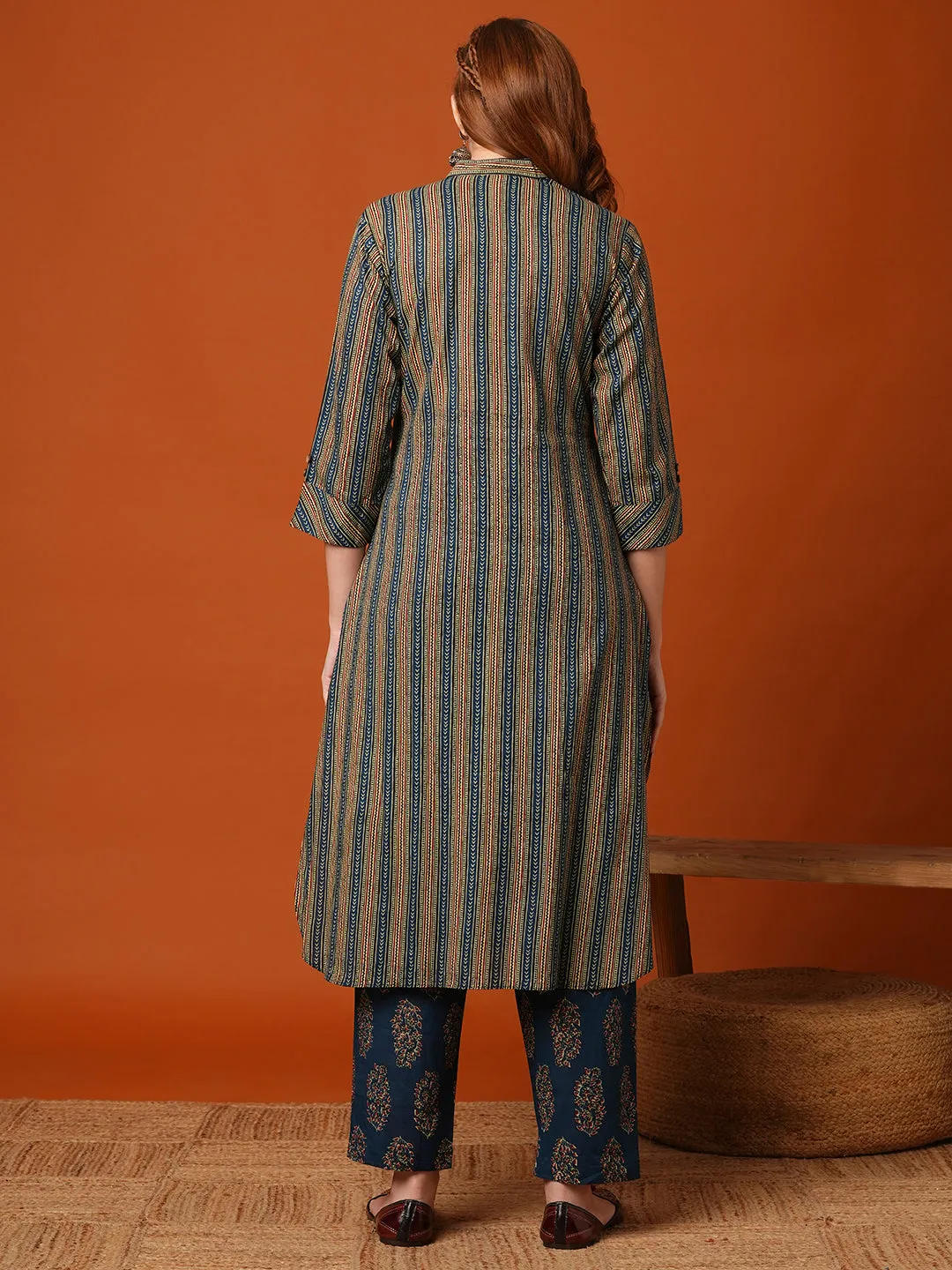 Ethnic Floral Stripes Printed Straight Fit Kurta with Pant - Blue