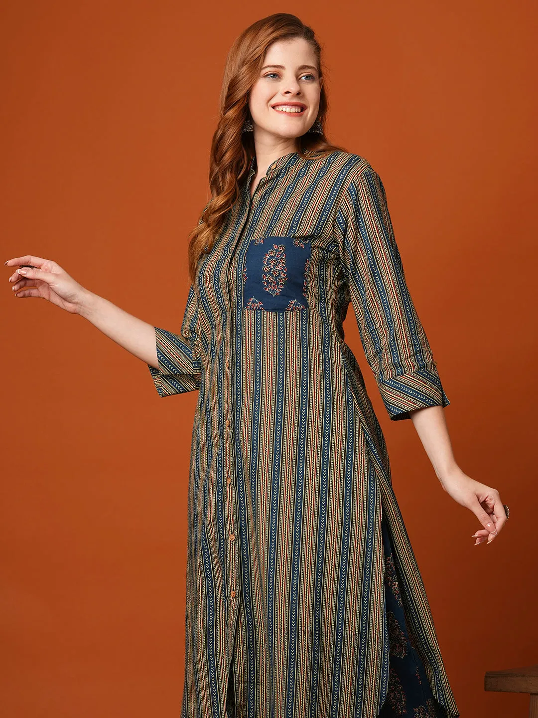 Ethnic Floral Stripes Printed Straight Fit Kurta with Pant - Blue