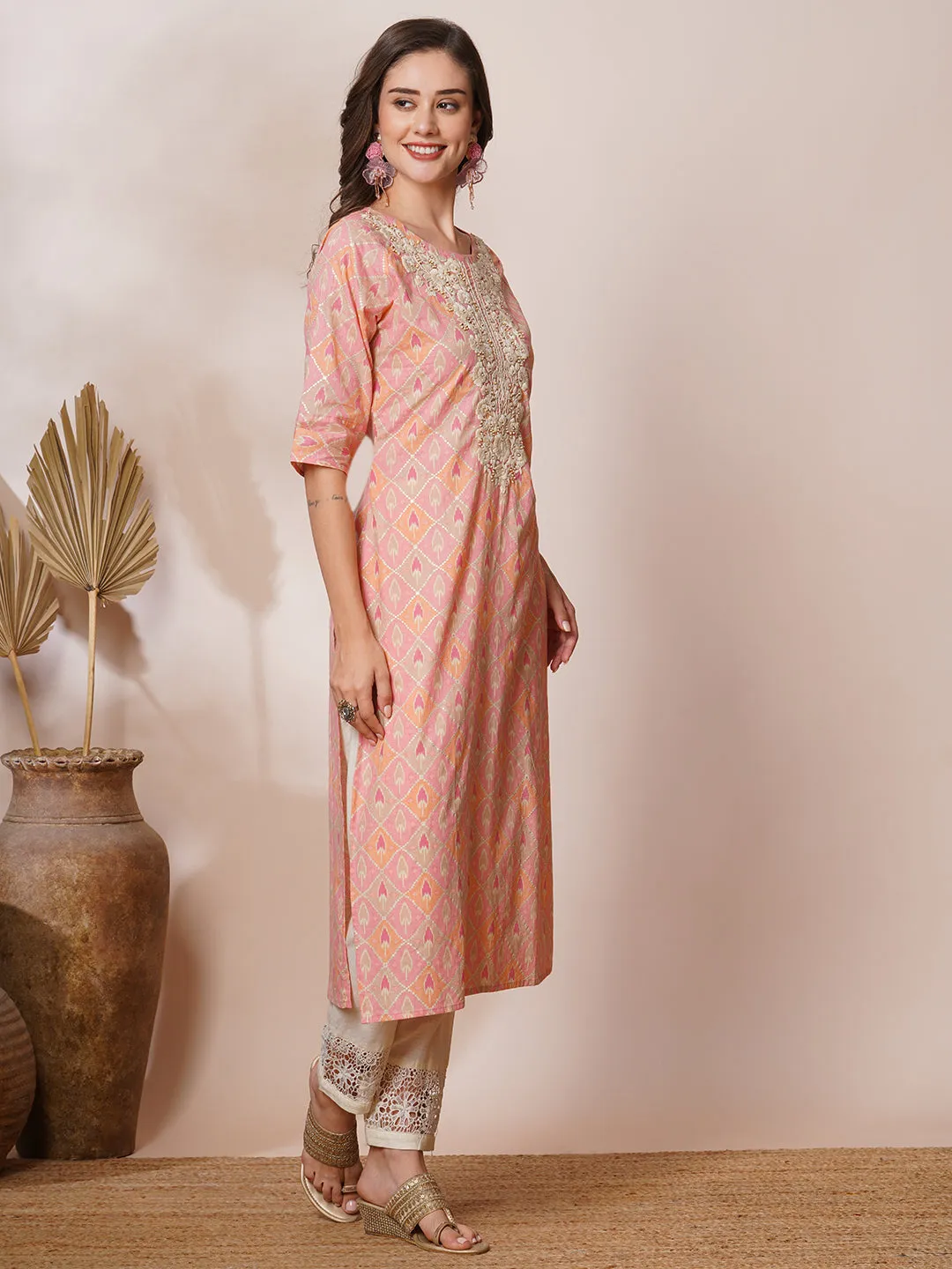 Ethnic Foil Printed & Chikankari Embroidered Straight Fit Kurta - Peach