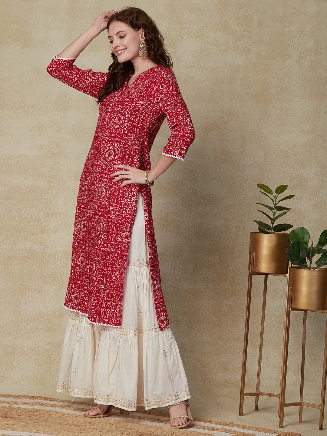 Ethnic Foil Printed Lace Embellished Kurta - Red