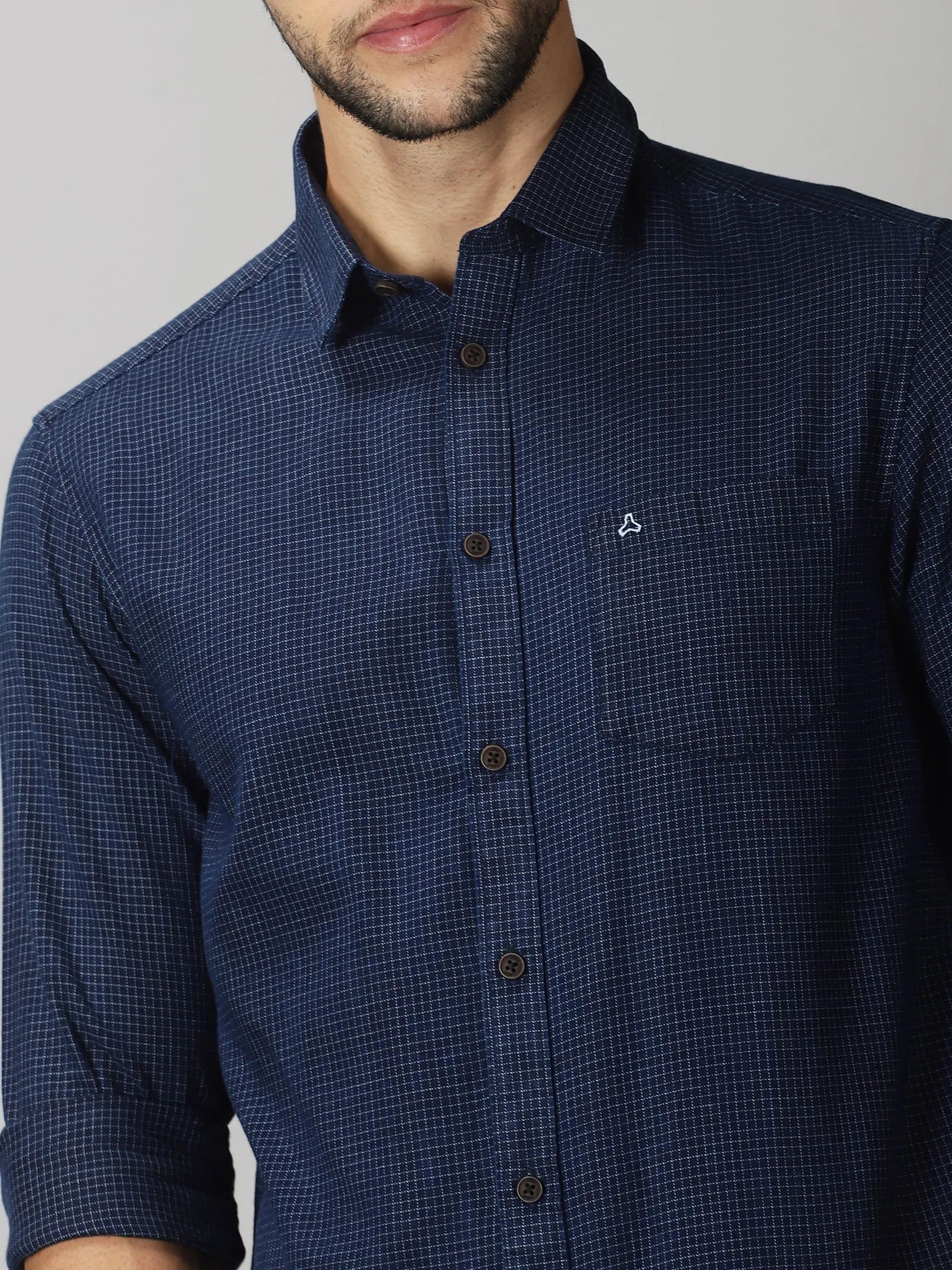 MEN'S BLUE & WHITE CHECKED SLIM FIT SHIRT