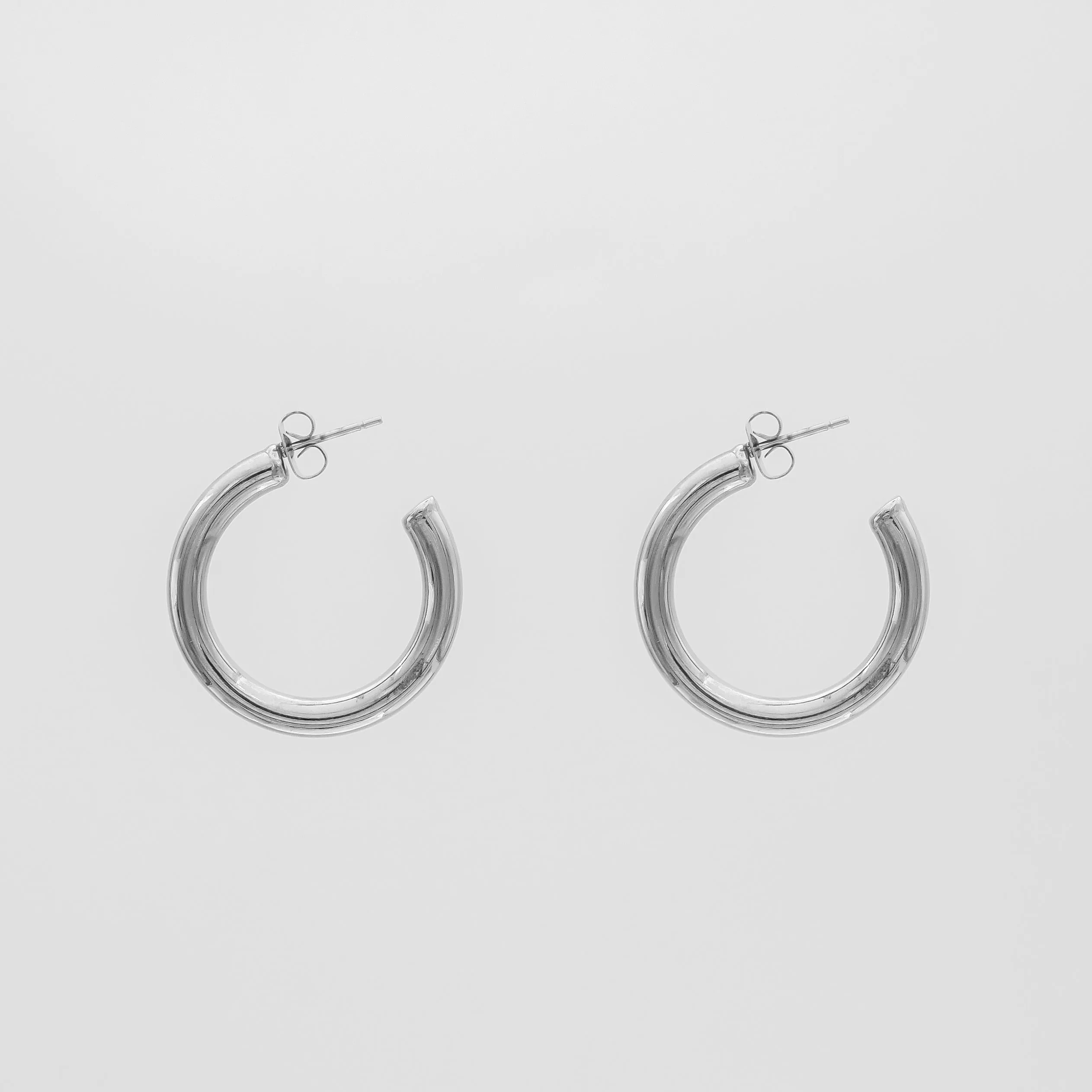 Tia Classic Hoop Earrings