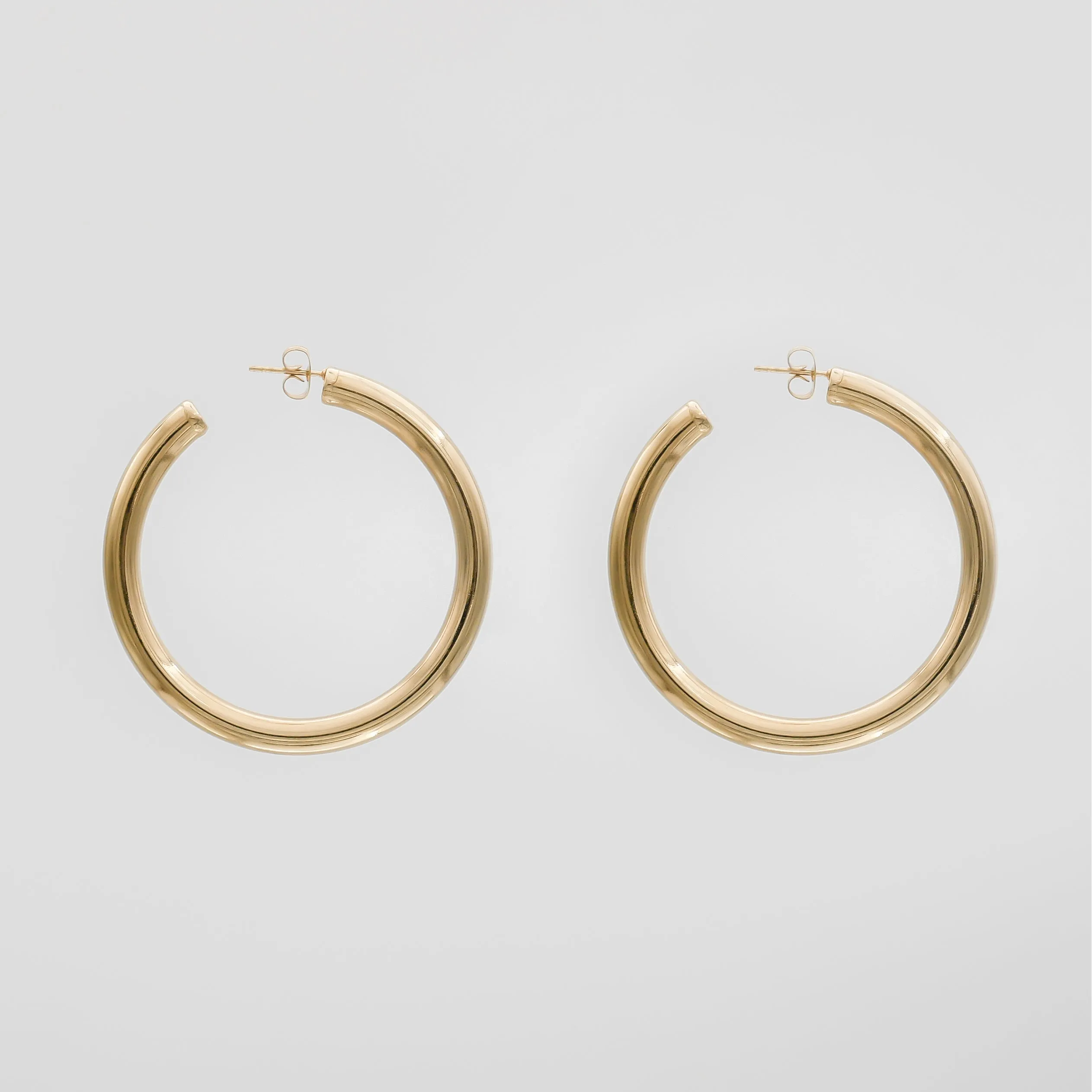 Tia Classic Hoop Earrings