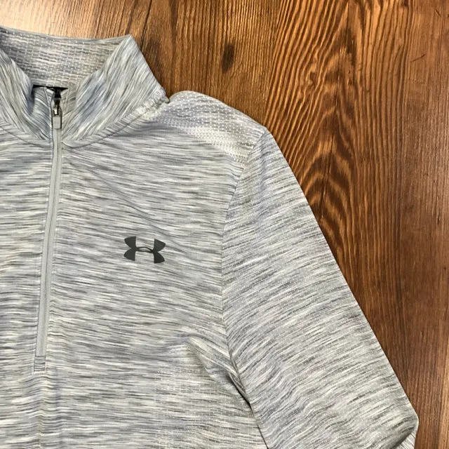 Under Armour SIZE S Men's Shirt